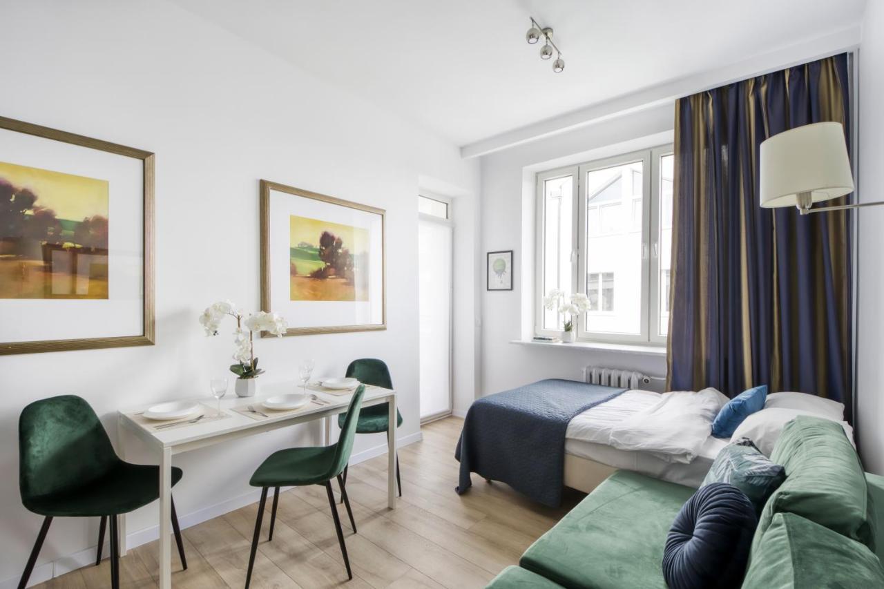 23 Unit Miniapartments Warszawa Lotnisko Okecie Fajne Ministudio Przy Bitwy Warszawskiej Esterno foto